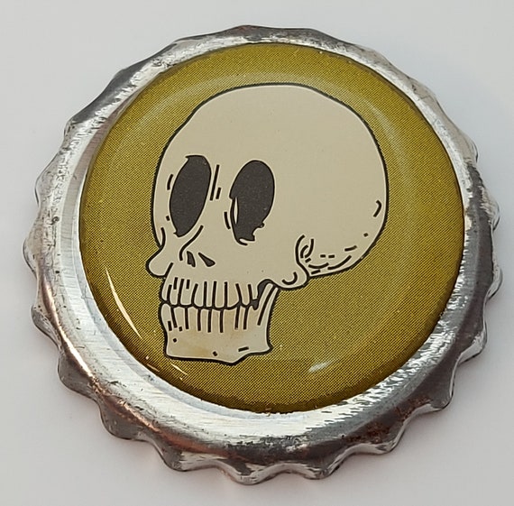 punk badge Bottle Caps ! punk pin PUNK corpse head