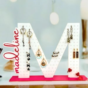 Custom Acrylic Earring Holder: Personalized Jewelry Organizer