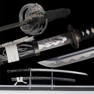 Traditionele handgemaakte Japanse katana, hoog mangaanstaal, Twin Wolf Tsuba, volledige tang, verzamelbaar displayzwaard geïnspireerd door Ghost of Yotei