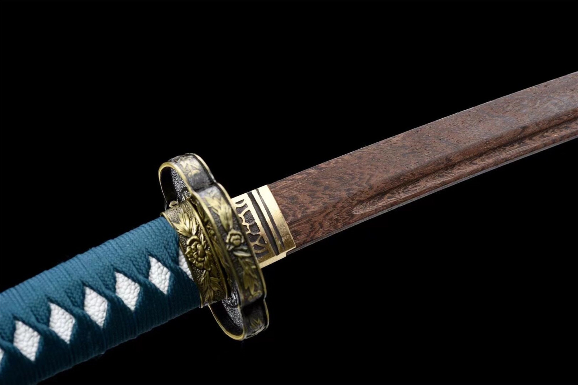 Artisan Rosewood Tachi Katana - Emerald Lacquer Wooden Sword