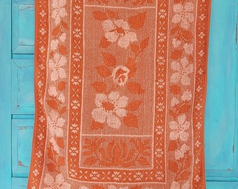 Vintage 70s orange floral towel