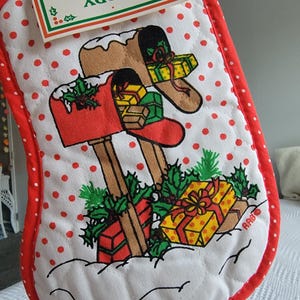 vintage NOS Christmas potholder