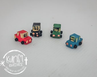 Wichtel Miniatur Spielzeugautos verschie Farben handgemacht Puppen