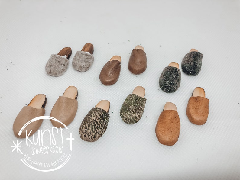 Wichtel Miniatur Pantoffeln handgemacht in verschiedenen Farben Bild 1