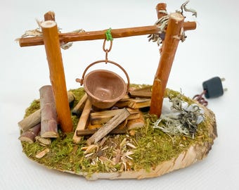 Miniatur-Lagerfeuer-Set Für Puppenhaus & Krippe – Holz, Moos, 1:12 Maßstab