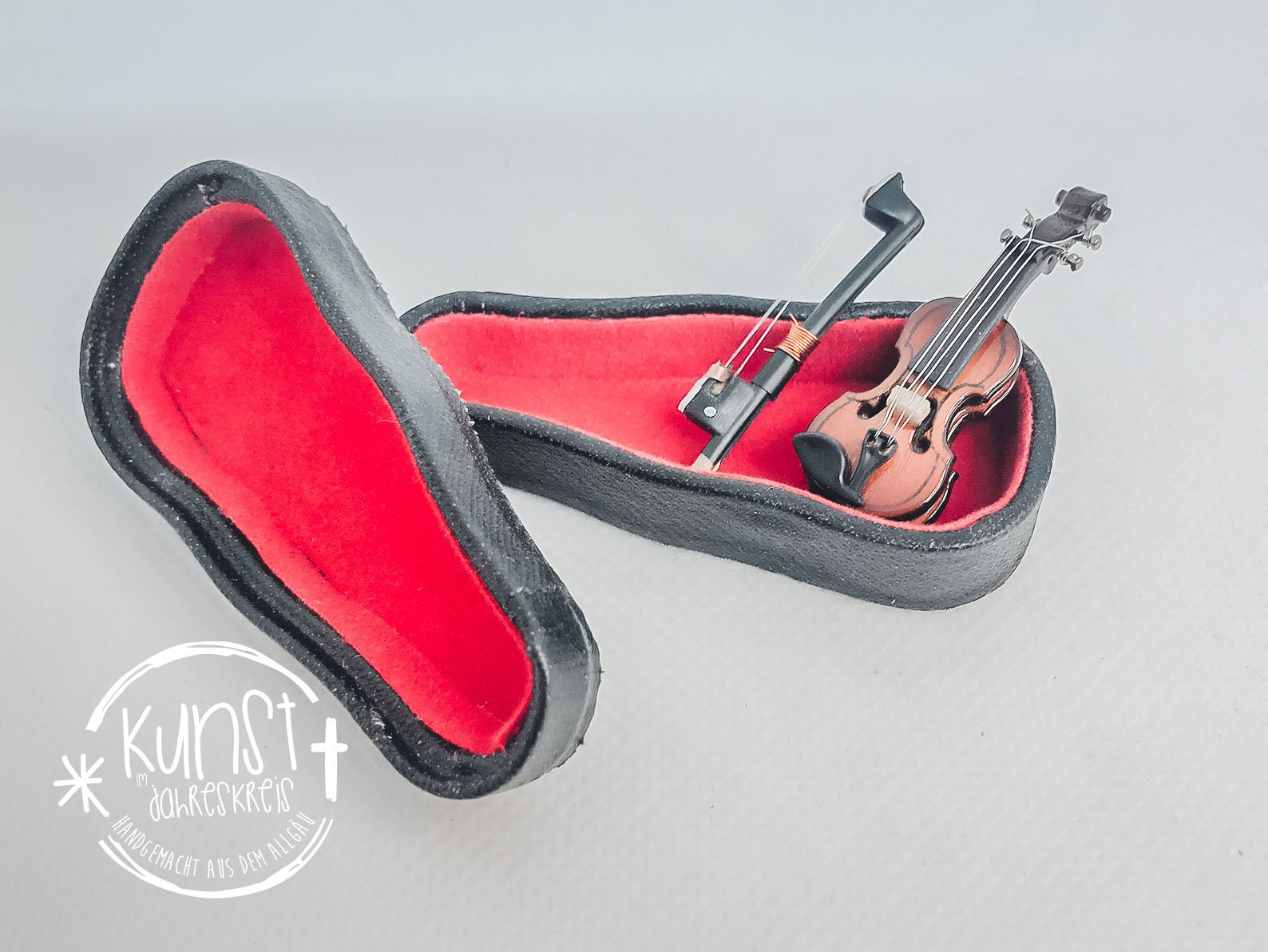 Höfner Geige / Violine mit Bogen & Koffer (Gebraucht) in Zürich für CHF