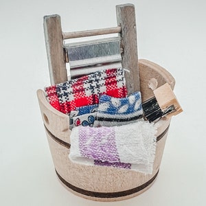 Wichtel Miniature Washtub Wood with Washboard and Laundry