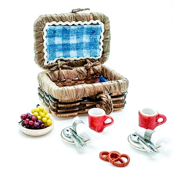 Wichtel Feen Puppen Miniatur Picknick Koffer Korb Brotzeit