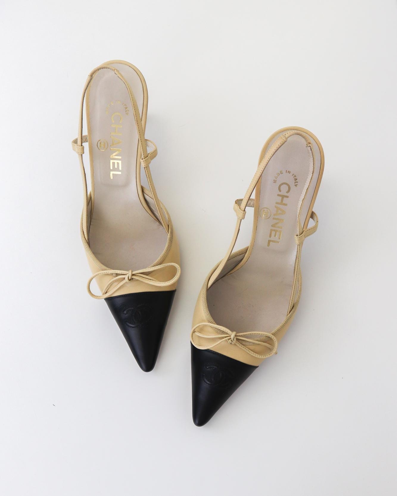 靴 Vintage Chanel Slingback Heels 36 1/2 Vtg CHANEL TWO TONE GOLD LEATHER SLINGBACK HEELS 36 | eBay