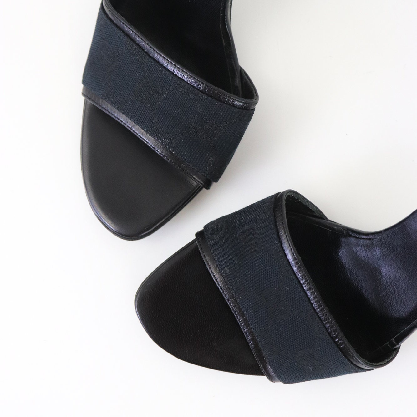 Vintage Gucci GG Black Monogram Canvas Mules Heels 90s