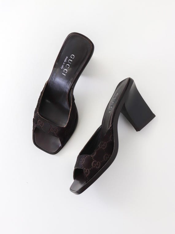 Vintage 1997 Gucci by Tom Ford Brown Fur GG Monogram Mules/ 36 (US 