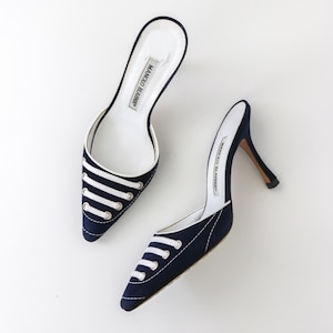 Vintage Manolo Blahnik Suede Sneaker Mules Shoelaces Detail Heels SATC / 36.5 ( US 6.5)