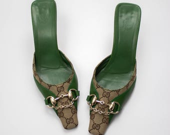 Vintage Gucci by Tom Ford Beige GG Logo Monogram Mules Chain