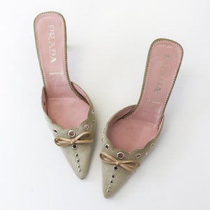 Vintage Prada Iconic Beige Suede Eyelet Bow Mule Heels / 37 (US 7