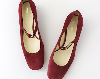 Vintage S/S 2005 Miu Miu Prada Red Suede Mary Jane Heels / 35 (36)