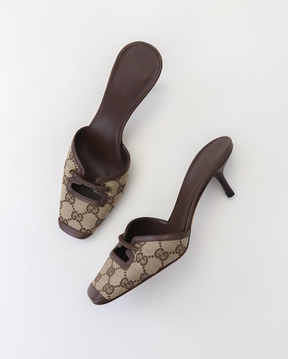 Vintage 2000s Gucci Classic GG Monogram Kitten Heel Mules / 36 (US
