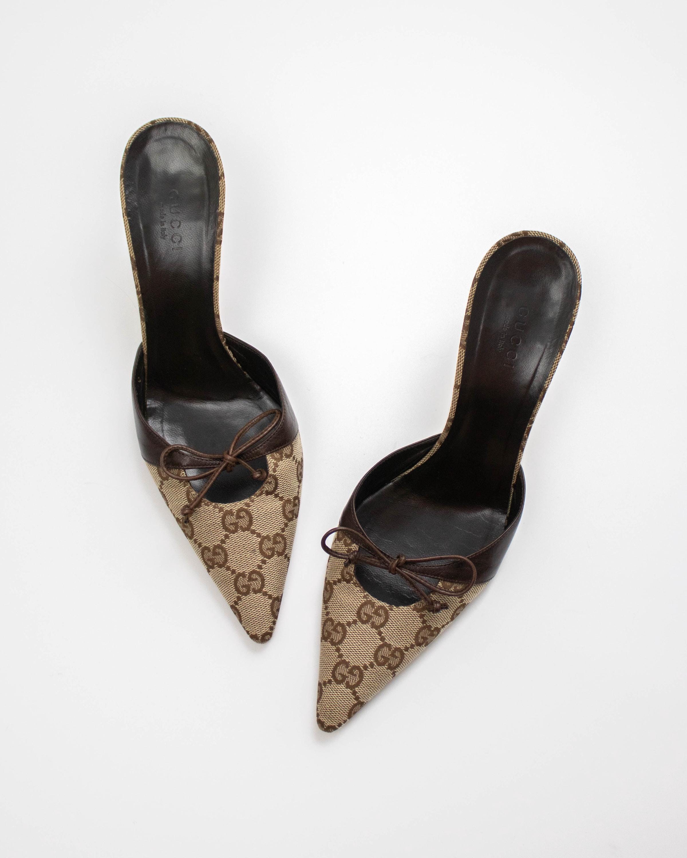靴 Vintage Gucci Monogram Heels 36 1/2 Gucci Monogram Heels - Etsy