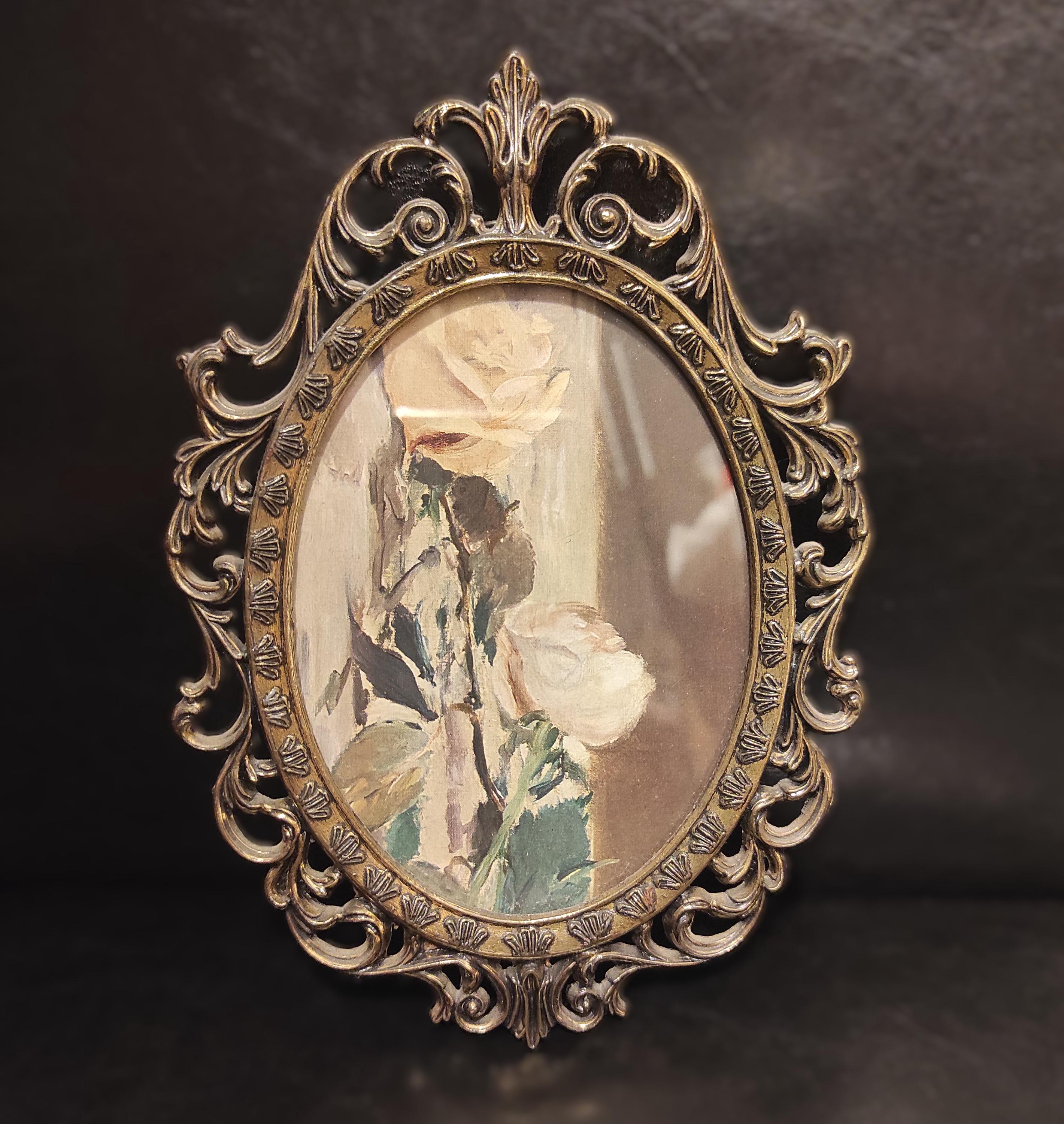 Vintage Small Oval Italian Brass Plated Metal Frame With Glass 