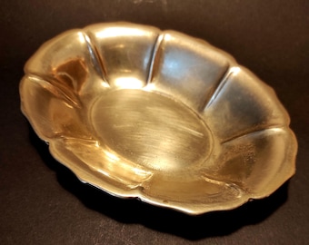 Vintage Solid Brass Trinket Bowl / Brass or Bronze Jewelry Storage Bowl or Ring Bowl / Brass Fruit Bowl
