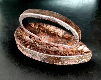 Ferro antico Sad da 2 kg, 50 grammi/ferro per collezione, esposizione, arredamento rustico vintage, lavanderia, negozio, stanza da cucito o laboratorio di cucito
