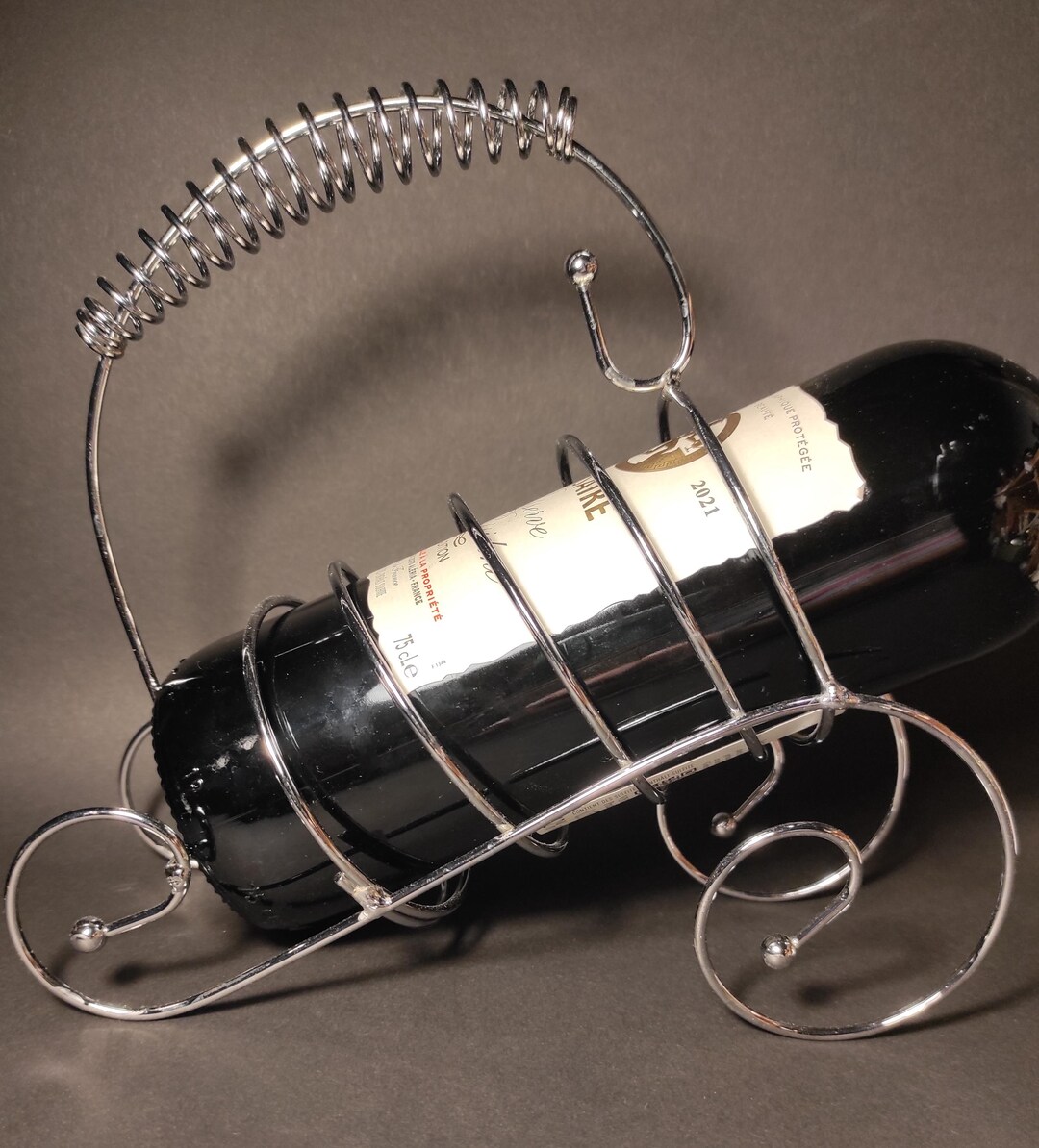 Bar Accessories - Vintage Wine Bottle Wire Steel Wine Bottle