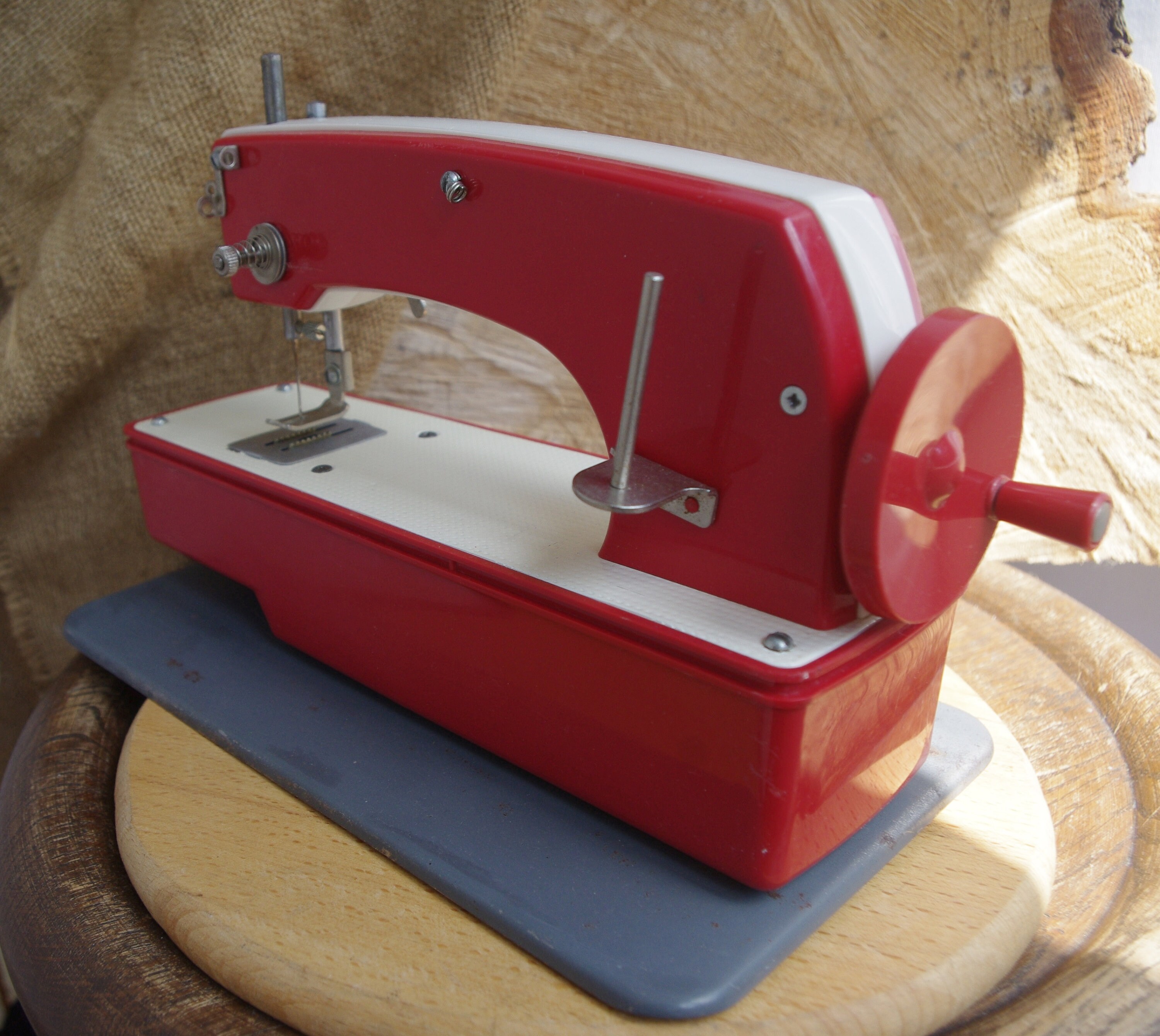 Vintage Sewing Machine Old small sewing machine Etsy