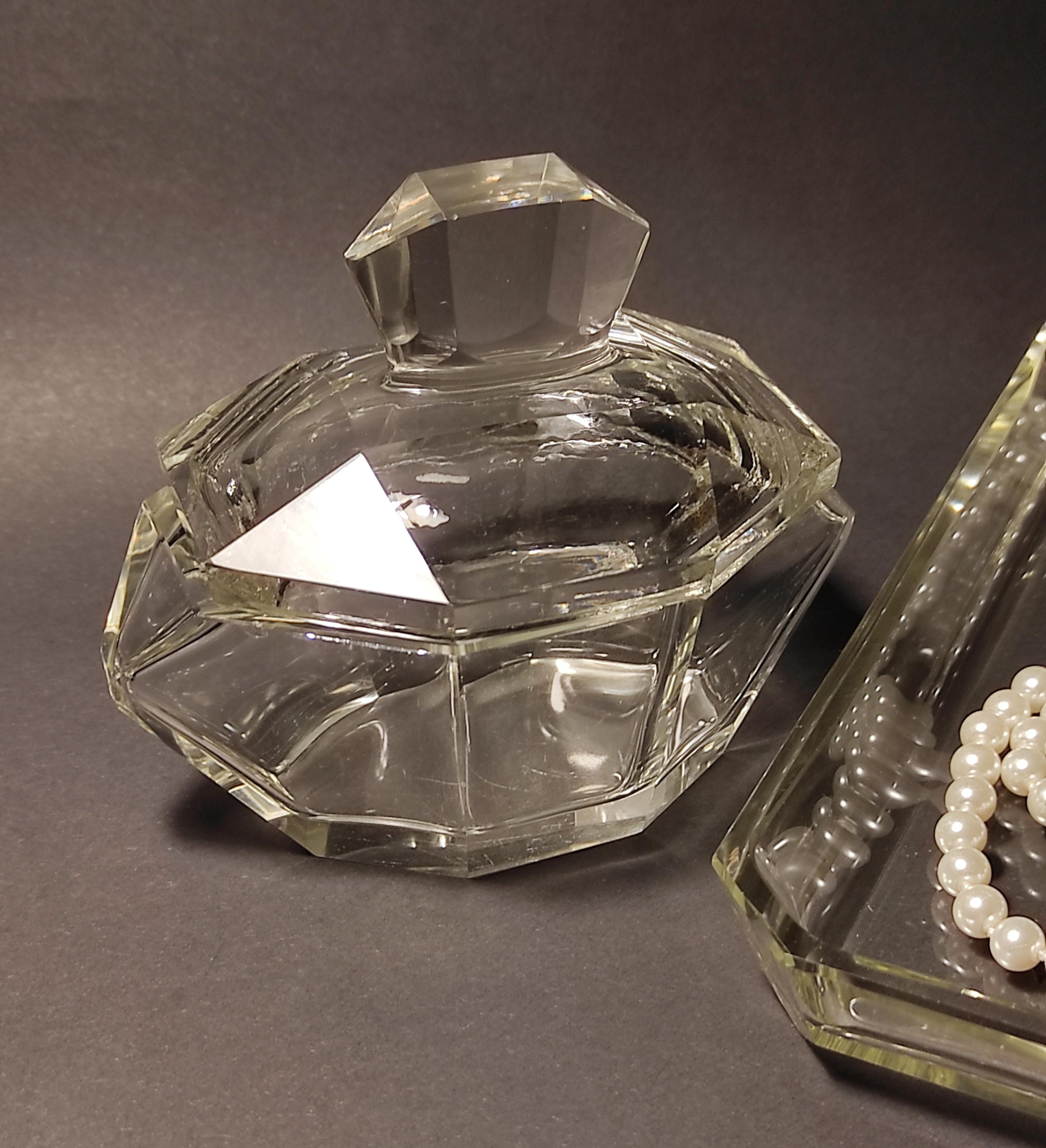 タイムセール 半額 Bohemian Vintage Tray and Box Trinket Vanity Glass Czech アクセサリー