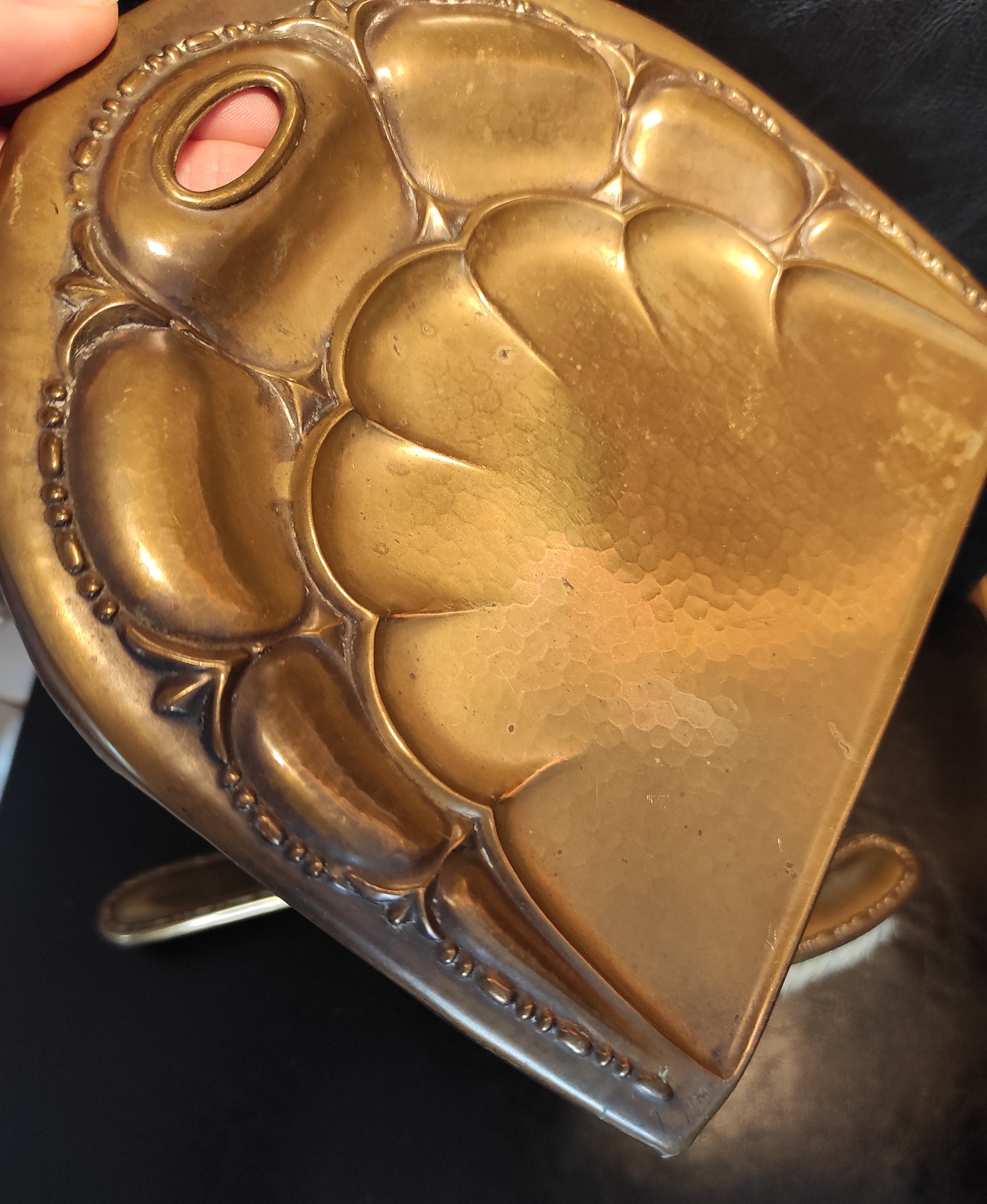 PELLE ANCIENNE AVEC une brosse pour nettoyer les miettes Oiseau XIX siècle Franc EUR 135,00