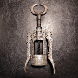 Vintage mid-century Italian corkscrew  with grapevine decoration - Silver tone Mid Century Corkscrew for your collection, gift, kitchen, bar