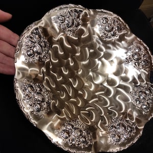 Grande coupe à fruits allemande vintage de 30 cm (12 po.) en métal argenté - Grand bol en biscotte en argent ou grande assiette de service de table en argent