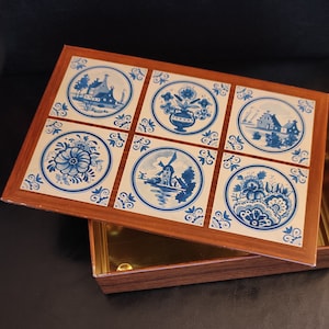 Vintage large cookie tin box with Galandian ceramic tile design - A tin can for your collection or for your creative projects