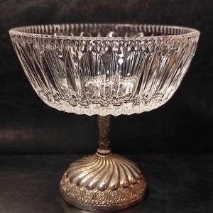 Vintage lead crystal candy bowl on a silver plated stand or jam bowl/Crystal jam bowl, candy bowl, trinket or jewelry bowl mid 20th century