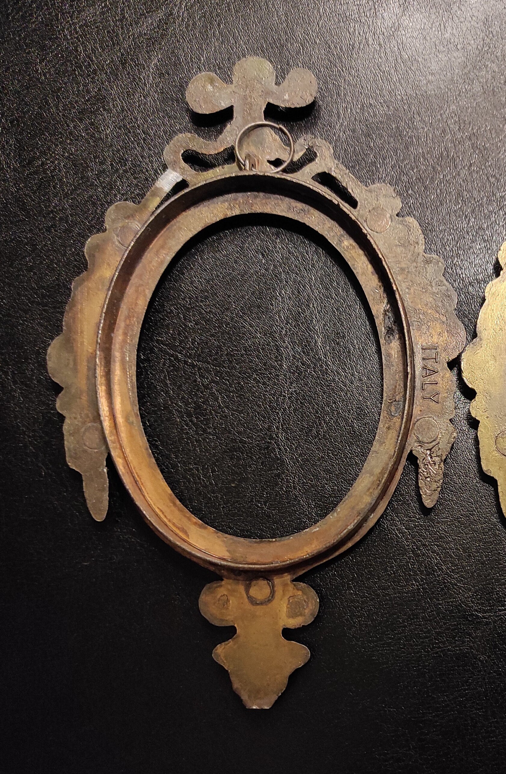 【2025秋冬新作】 Brass - Metal Oval Small Vintage Plated Plated Bronze or 絵画