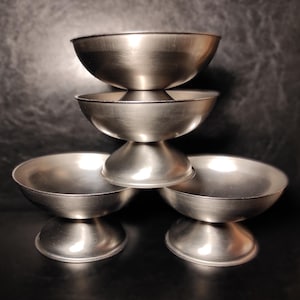 Set of 4 pieces vintage dessert steel ice cream bowls - Stainless steel ice cream cups - Party decor mid-century - Germany