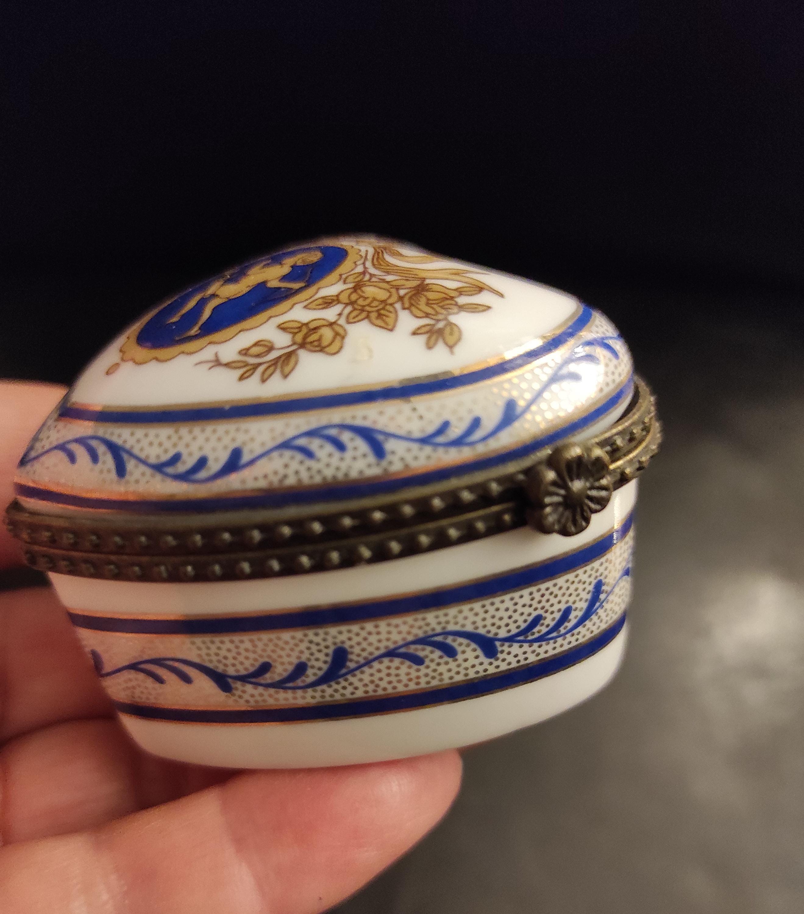 ピルケースまたはジュエリーボックス - ヴィンテージ フランス