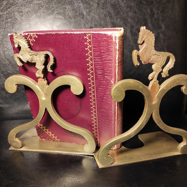 Set of 2 Vintage Brass Bookends - Cast Brass Horse Bookend - Brass Decor Gift for Bookshelf, Desk, Library, Office, Bookstore