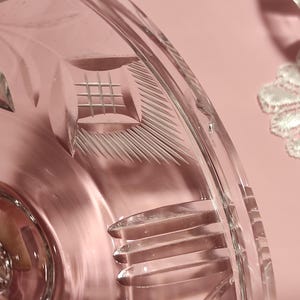 Pudełko na drobiazgi z kryształu ołowianego, ręcznie polerowane, z połowy XX wieku, okrągłe, kryształowe pudełko na biżuterię, kryształowe pudełko na cukierki lub puder, miseczka z pokrywką zdjęcie 20