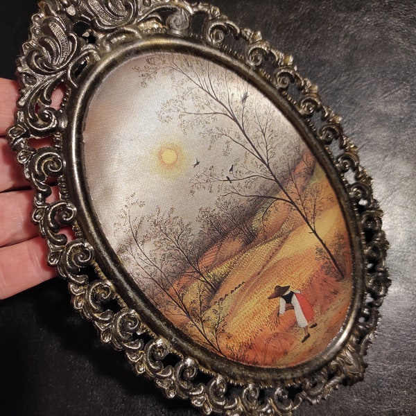 Vintage Italian oval brass plated metal photo frame for painting or photo/frame without glass/old shabby frame silk screen printing