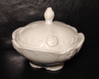 Vintage German Porcelain Bonbonniere - Rosenthal Porcelain Jar with Lid for storing sweets, jewelry or trinkets box