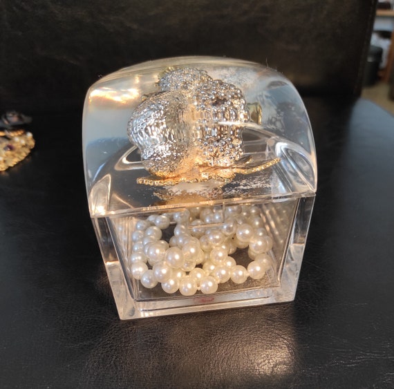 Vintage German plexiglass jewelry box. Transparent pl… Gem