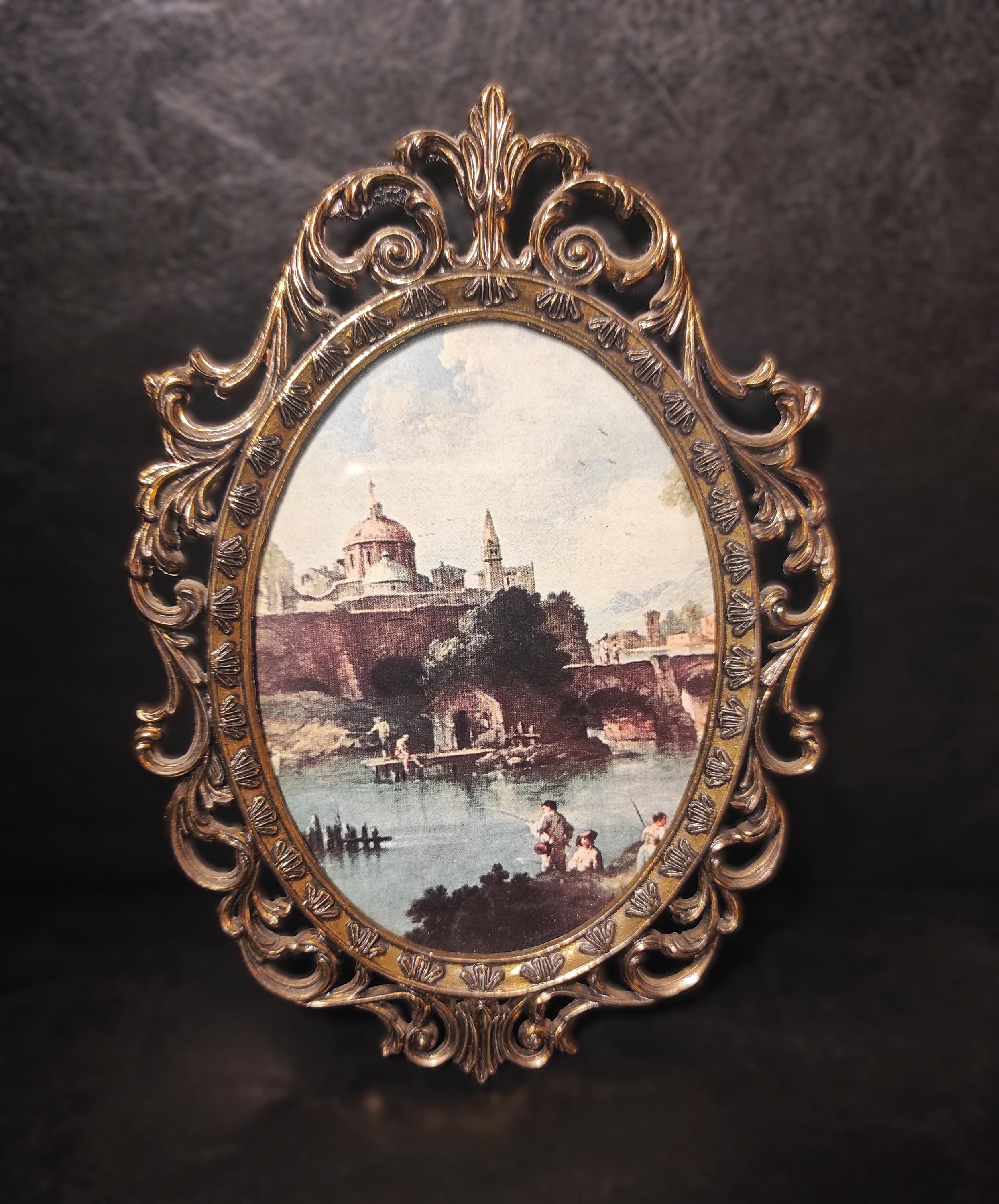 Antique picture frames oval bubble glass - Etsy 日本