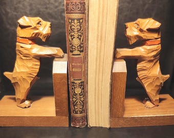 Juego de 2 sujetalibros de madera vintage con forma de perro — Figuras de perros talladas con un toque original — Decoración para escritorio o estantería