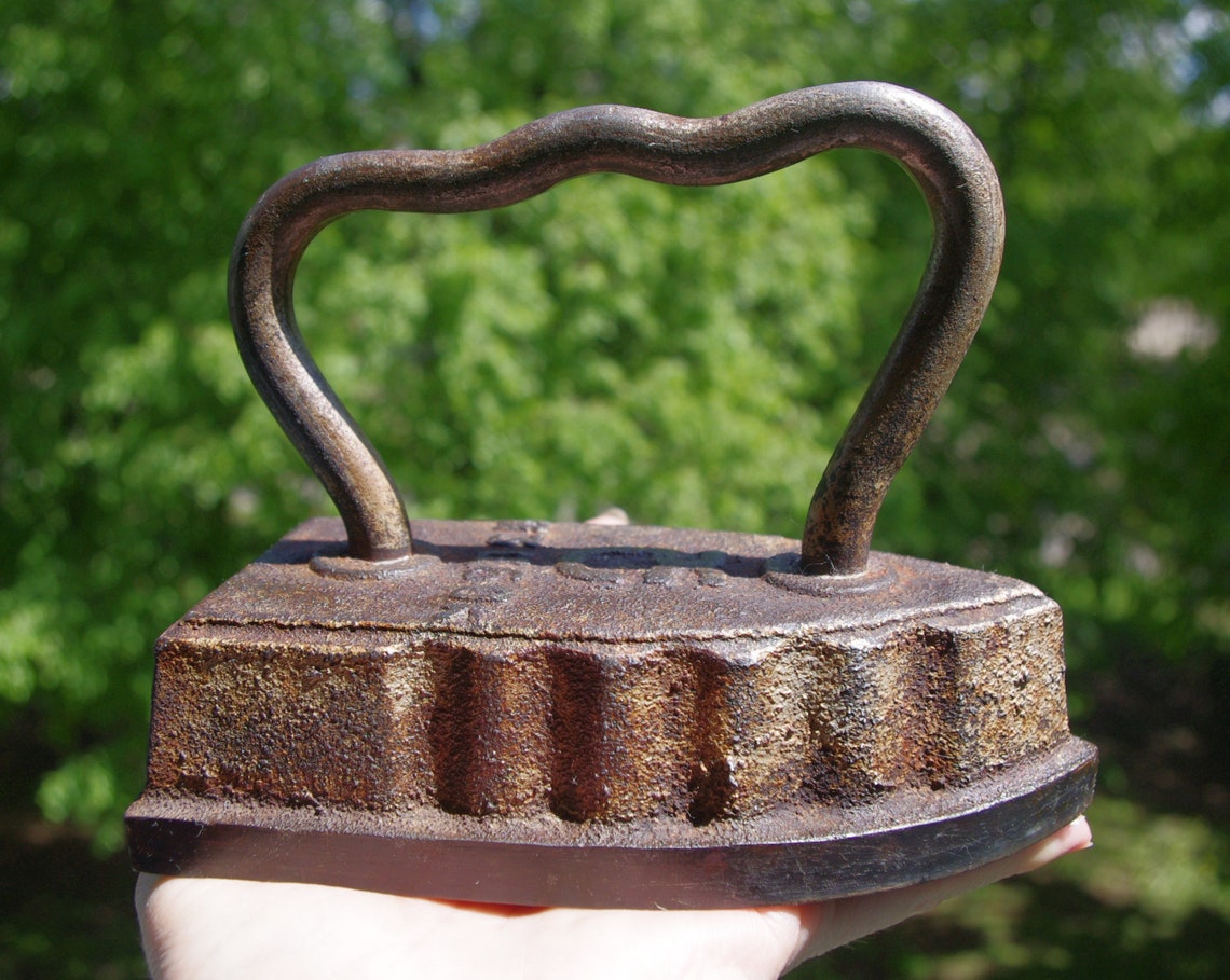 Vintage sad iron. Old sad iron smoothing iron Etsy