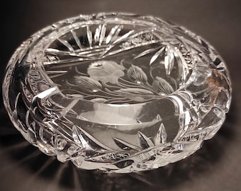 Vintage Large Heavy (1130 grams) Lead Crystal Ashtray/Old Crystal Glass Ashtray or Mid Century Trinket Bowl