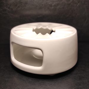 Vintage Deutscher Hutschenreuther weißes Porzellan Teekannenwärmer oder warme Speisen Stövchen/Servierporzellan Kaffeekannenwärmer Mitte des Jahrhunderts