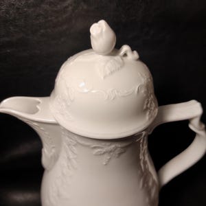 Alka-Kunst Kaiser Bavaria ヴィンテージ 大型磁器コーヒーポット - 白いアンティーク磁器ティーポット 西ドイツ