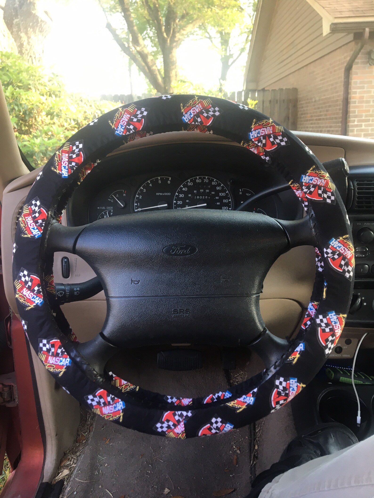 NASCAR Steering Wheel Cover / Nascar Racing Auto Accessories / Machine