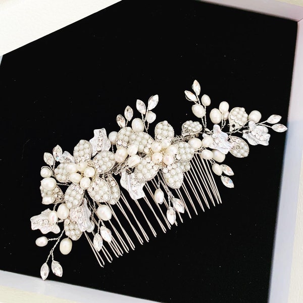 Silver Baroque Freshwater Pearl Hair comb, hair clip,bridal Headpiece bridal Hair accessories, wedding hair piece,bridesmaids hair pin