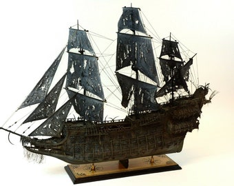 Modelo de barco Flying Dutchman de madera hecho a mano completamente ensamblado 36 pulgadas (calidad de museo)