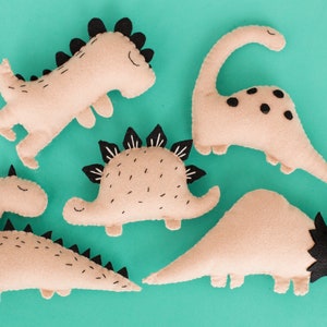 Felt Dinosaur Sewing Patterns, Dinosaur Felt Animals PDF Pattern, Plush Sewing Pattern for Ornaments, Baby Mobile Neutral Dinosaur image 9